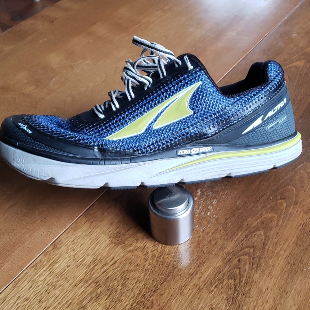 Men's altra running shoe